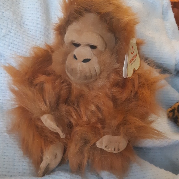 Aurora Other - Orangutan Ape Monkey stuffed Animal toy Gift tag so cool expressive face